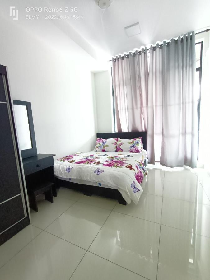 קלאנג Bonda Lilik Homestay מראה חיצוני תמונה